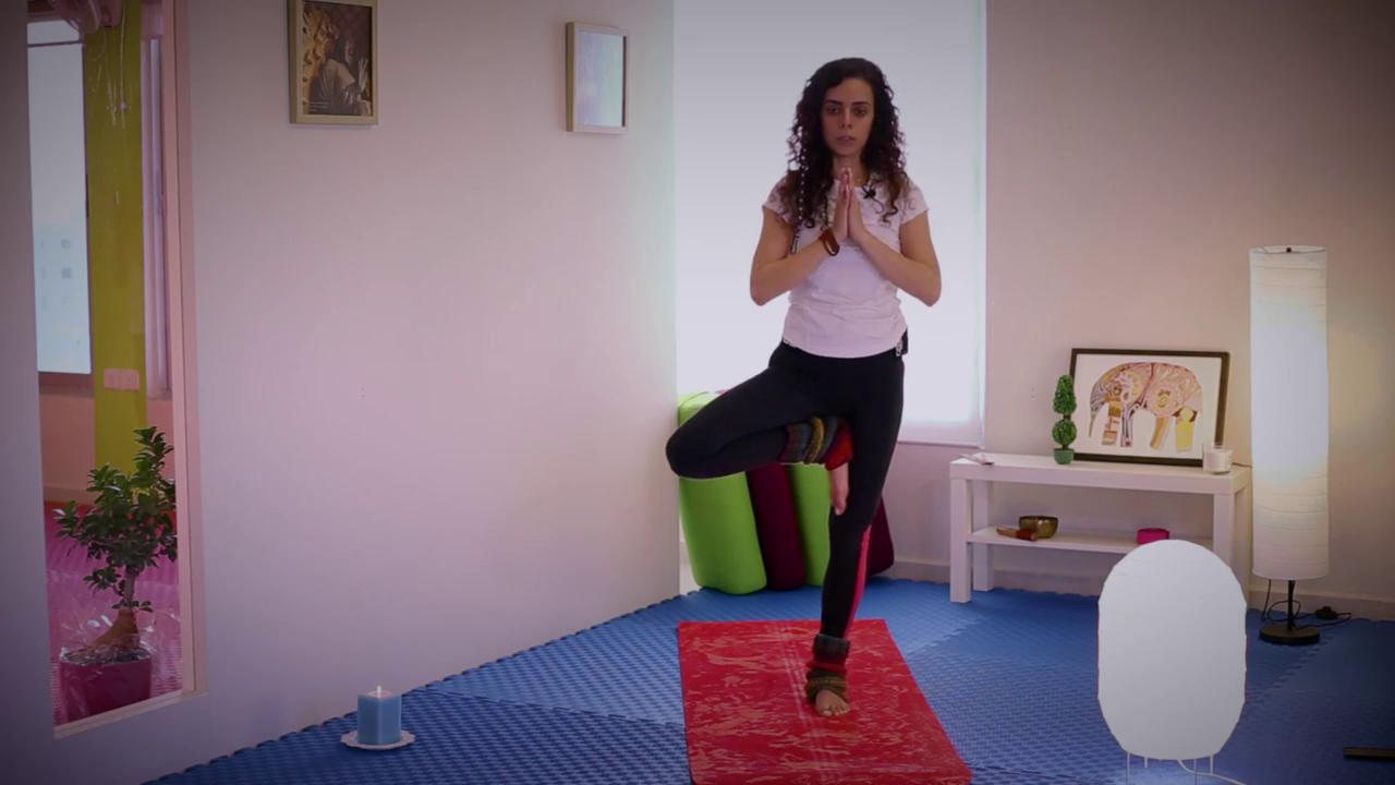 كيفية تحقيق التوازن في اليوغا yoga to improve balance